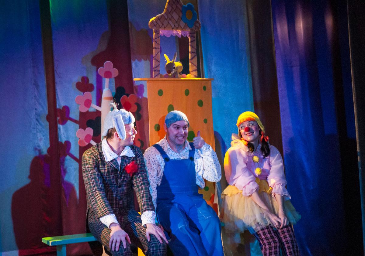 «Жыў-быў заяц» у Віцебску, а потым на «Перекрёсток» Навасібірска паляцеў «Жыў-быў заяц» у Віцебску, а потым на «Перекрёсток» Навасібірска паляцеў