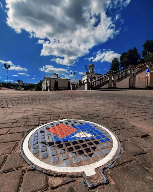 Горад праз &laquo;ружовы&raquo; аб&rsquo;ектыў Вольгі Бураковай