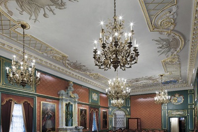 Оставляя свет в истории: от замка Радзивиллов до Marriott Hotel